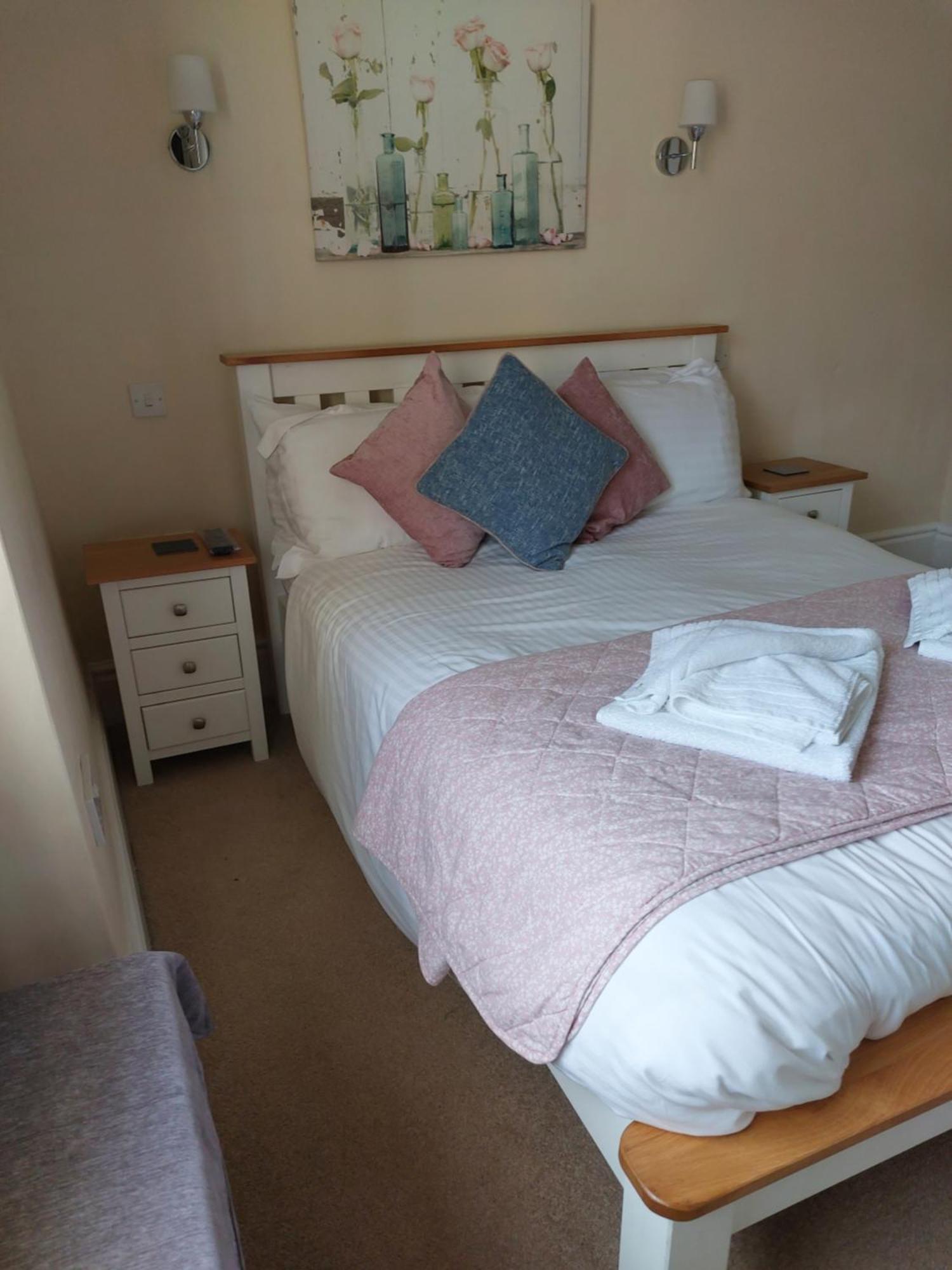 Red Lion Inn 2*